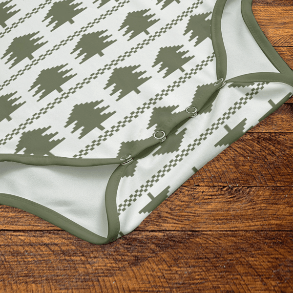 Knit Christmas Trees Pattern Onesie Snaps